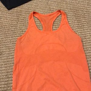 lululemon workout tank top